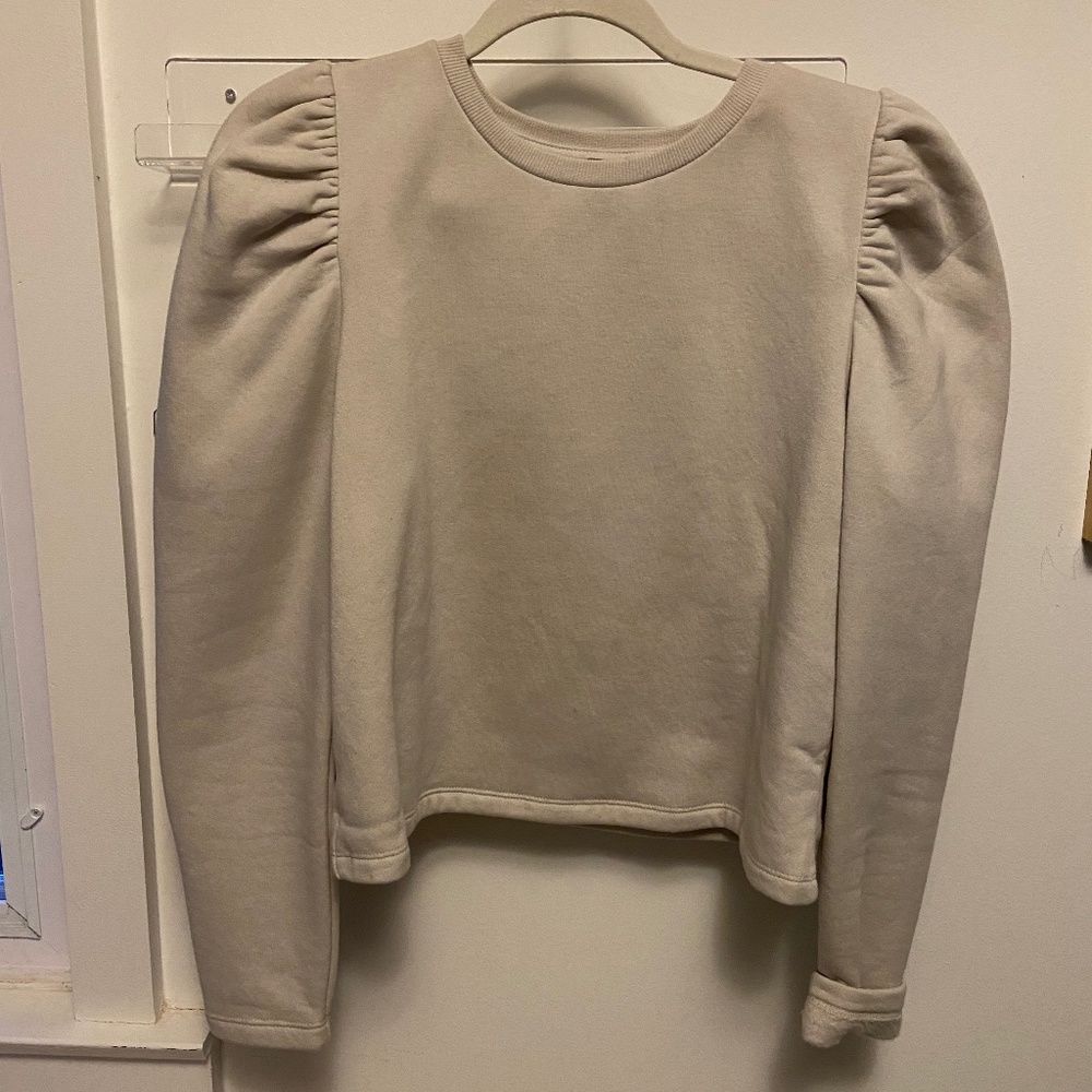 Super soft sweater with puffy sleeves